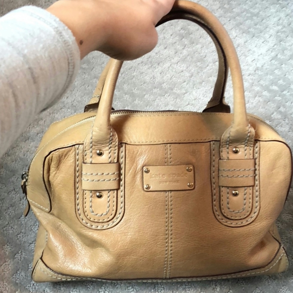 ❤Have you seen this?  Kate Spade purse